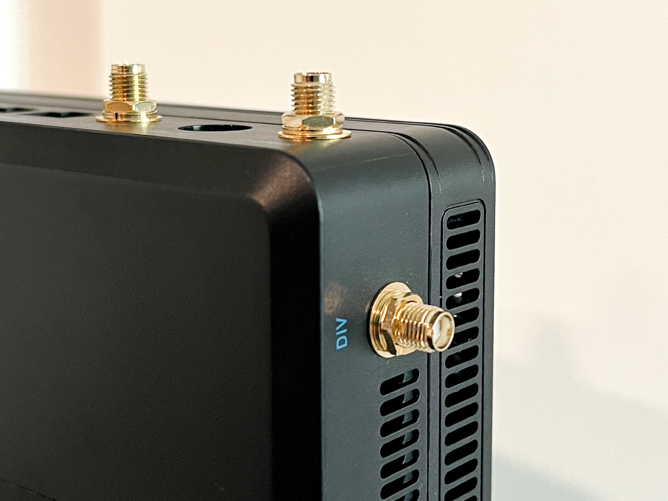 Mini-R compact cellular antennas mounted on a compatible router, providing a direct fit with no adapters required.