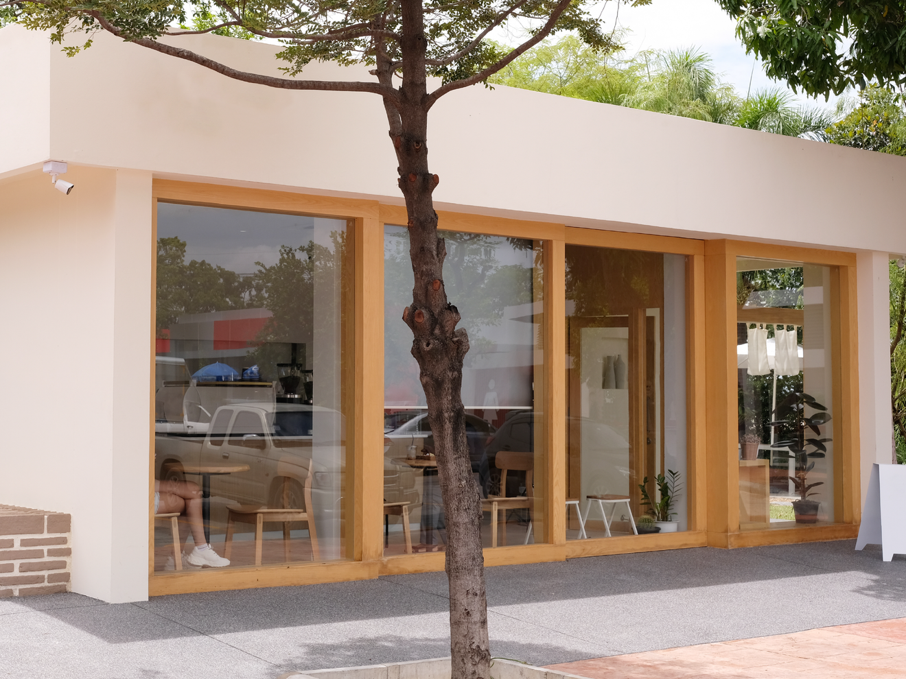Small business office with reliable 5G internet supporting everyday business operations.